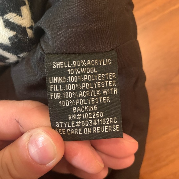 BB Dakota houndstooth wool vest - Picture 2 of 4